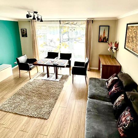 Heart Of Windsor Apartment Ngoại thất bức ảnh